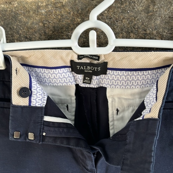 TALBOTS SIZE 10P PERFECT CROP NAVY BLUE - Picture 2 of 5